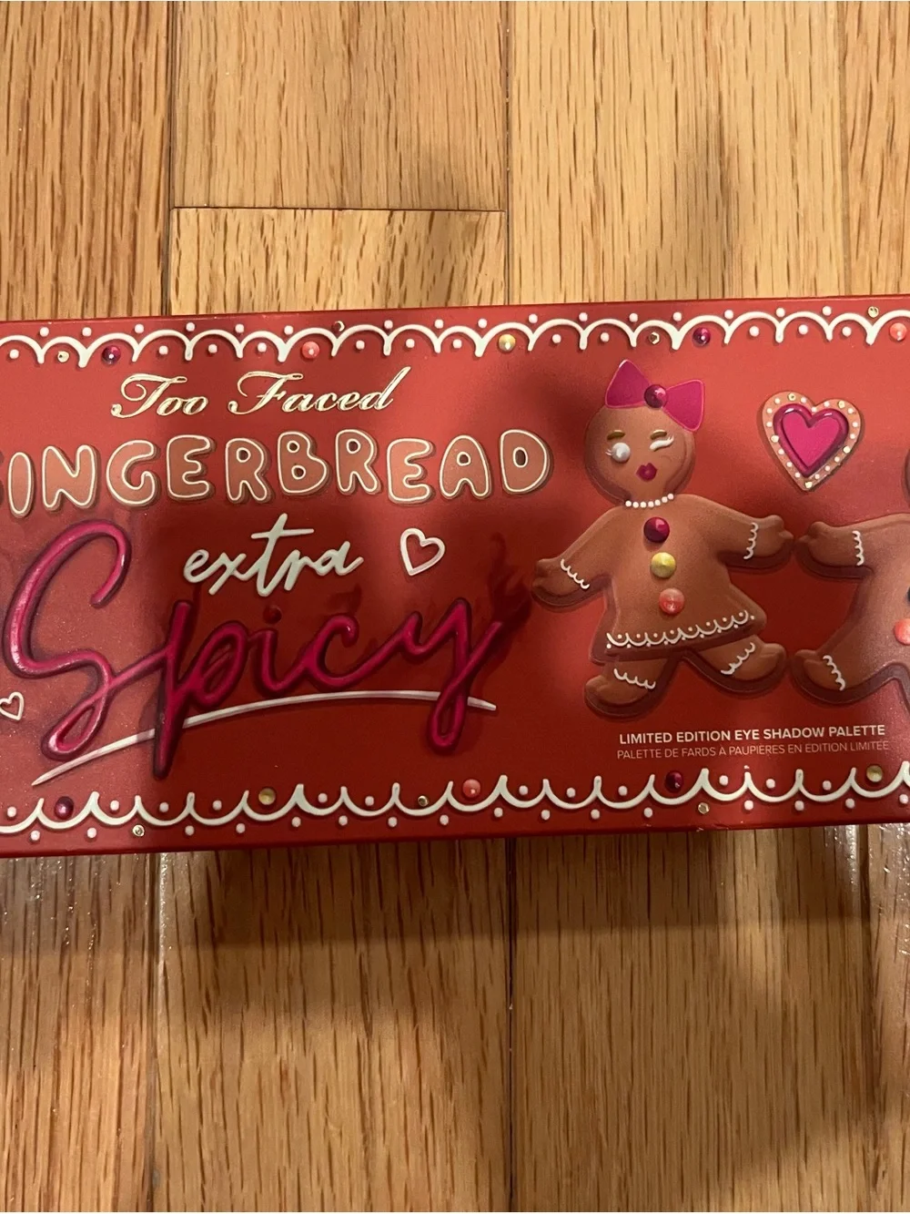 Too Faced Gingerbread Extra Spicy Eyeshadow Palette - Red